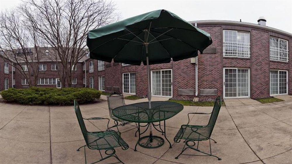 Holiday Inn Express Des Moines-At Drake University, An Ihg Hotel Zewnętrze zdjęcie