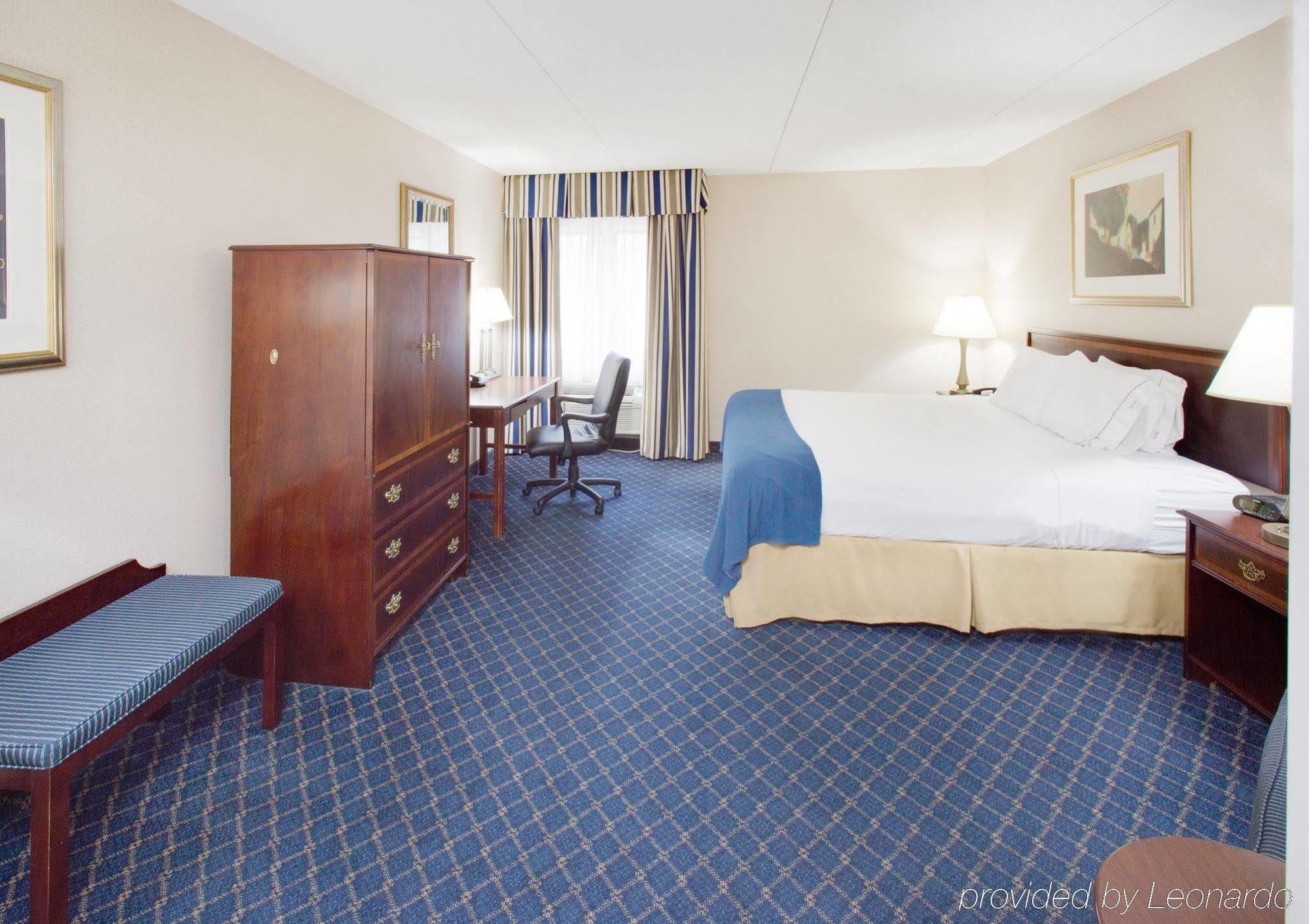 Holiday Inn Express Des Moines-At Drake University, An Ihg Hotel Pokój zdjęcie